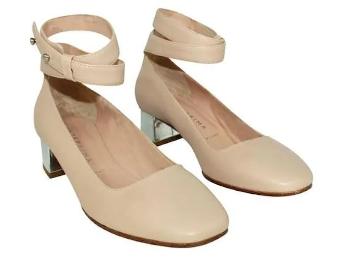 Autre Marque Sandalias Anteprima de Punta Redonda Beige con Tacones Plateados 