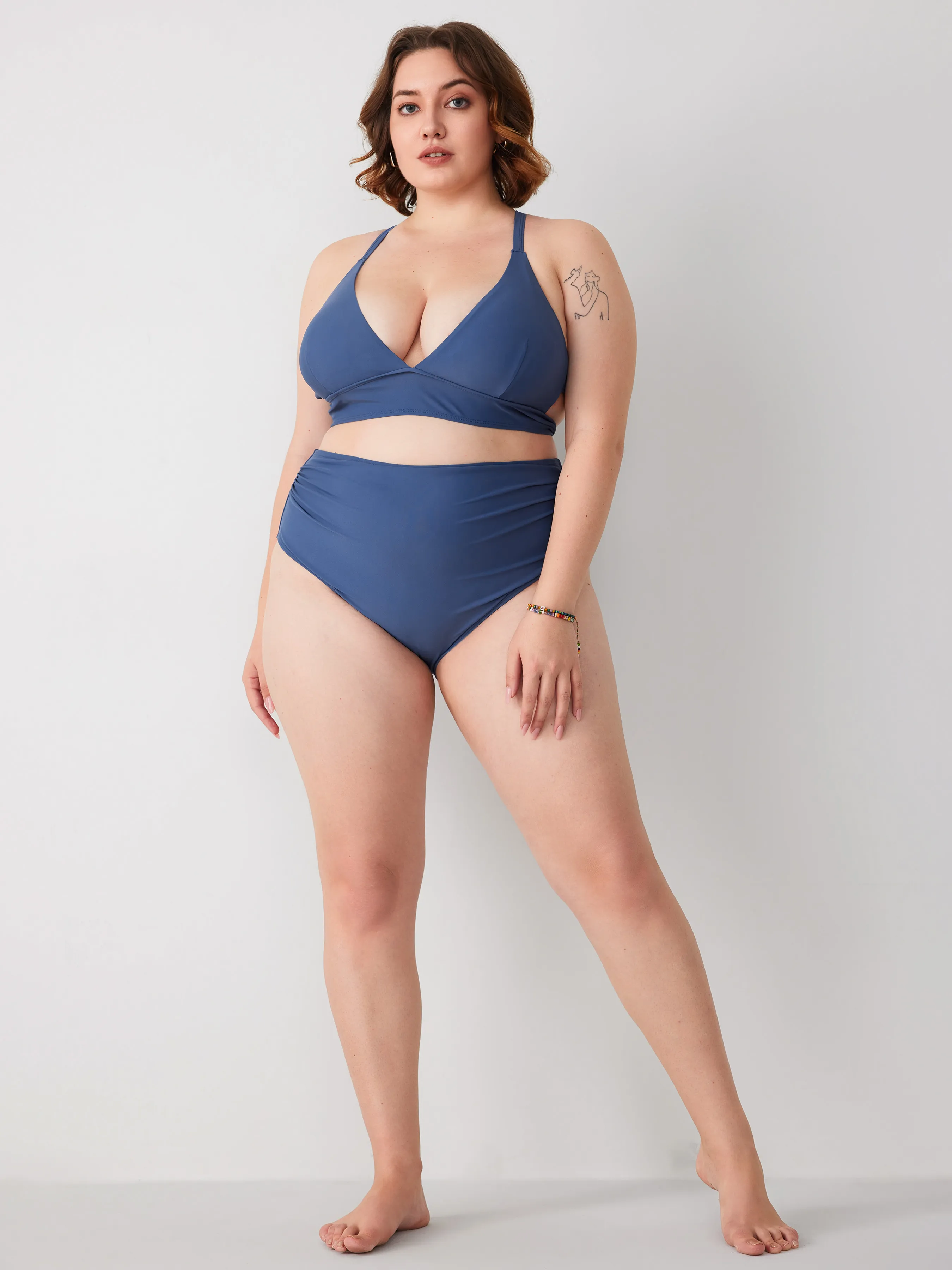 Bikini con Control de Abdomen y Lazo en la Espalda Curvy