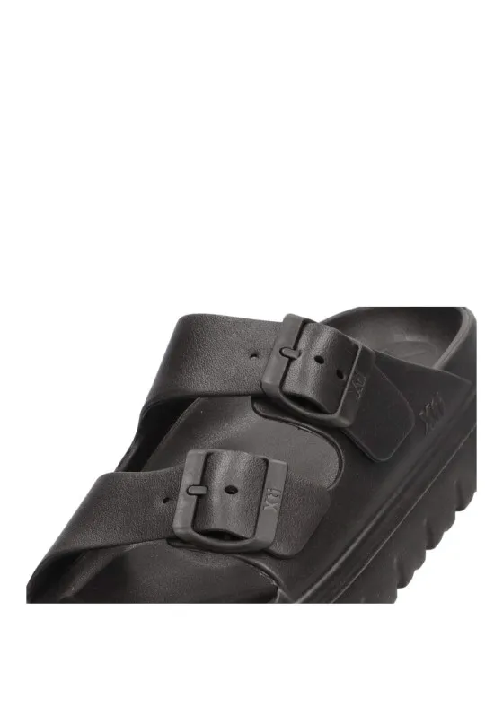 Chanclas sandalias playa XTI 142550 negro