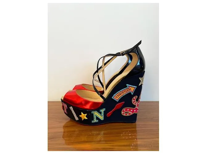 Christian Louboutin Tacones Negro Roja Azul marino 