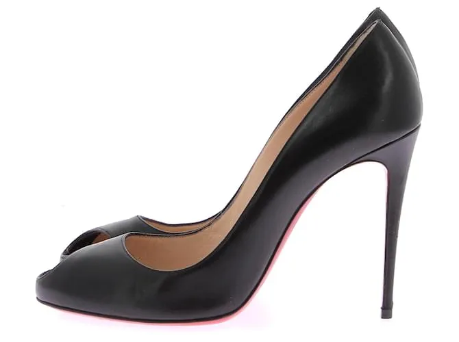 CHRISTIAN LOUBOUTIN Tacones T.EU 39.5 Cuero Negro 