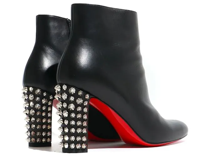 CHRISTIAN LOUBOUTIN Tacones T.UE 38.5 Cuero Negro 