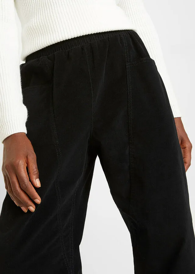 Cómodo pantalón de pana con amplios bolsillos y cintura cómoda Negro