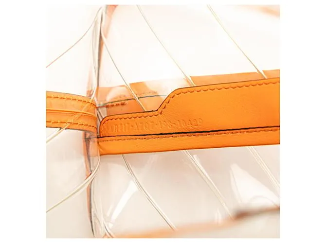 Fendi Naranja Pequeño PVC Peekaboo Defender 