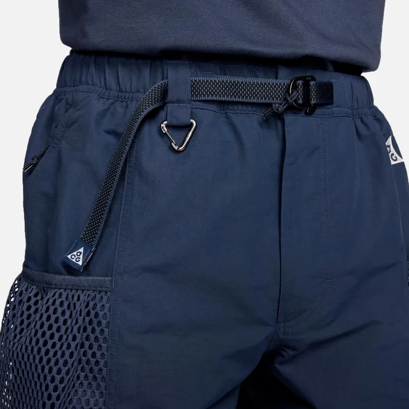 Nike ACG Snowgrass Shorts With Pockets DV9405-437