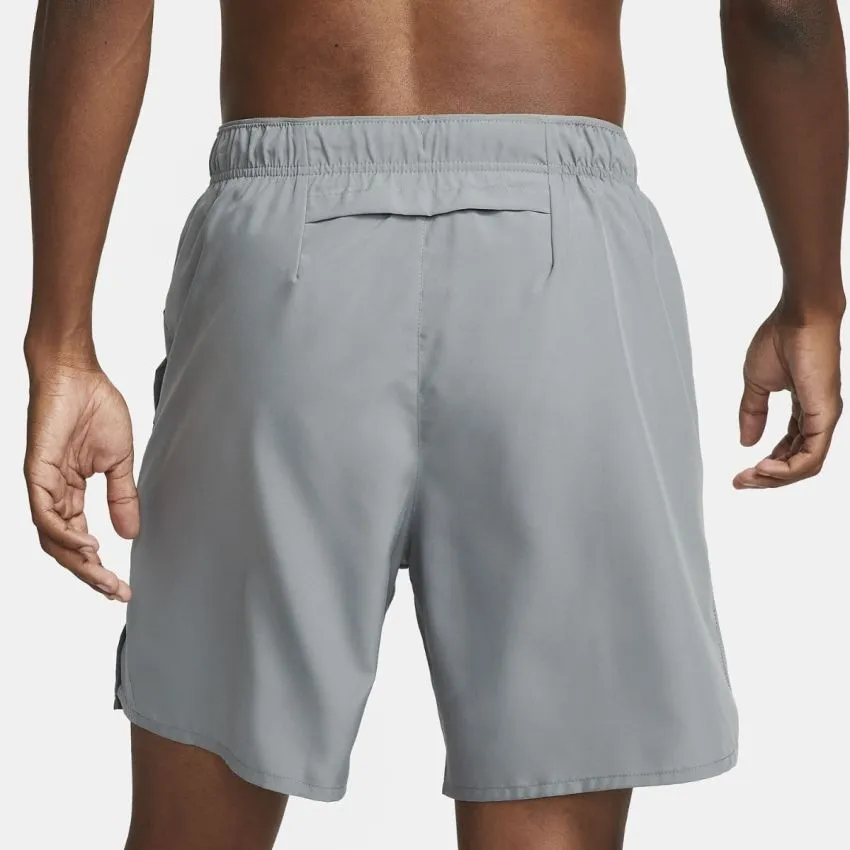 Nike Hombre Shorts Dri-Fit Challenger 7in Brief-Lined Shorts Gris 