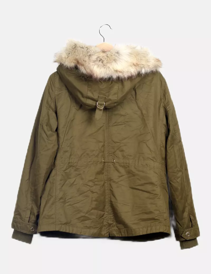 NoName Parka verde detalle pelo