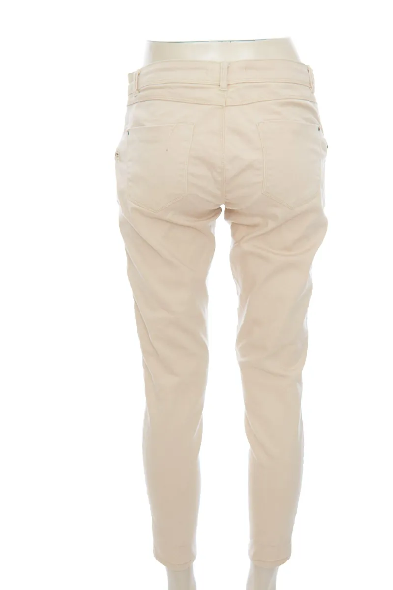 Pantalón color Beige - Bershka