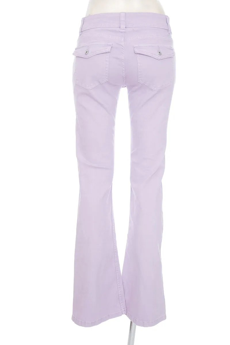 Pantalón color Lila - Bershka