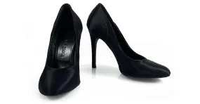 Rochas Black Satin Slim High Heel Classic Pumps Tacones Zapatos - Talla 39.5 Negro 