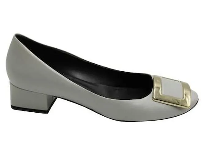 Tacones de bloque de cuero gris claro de Roger Vivier 