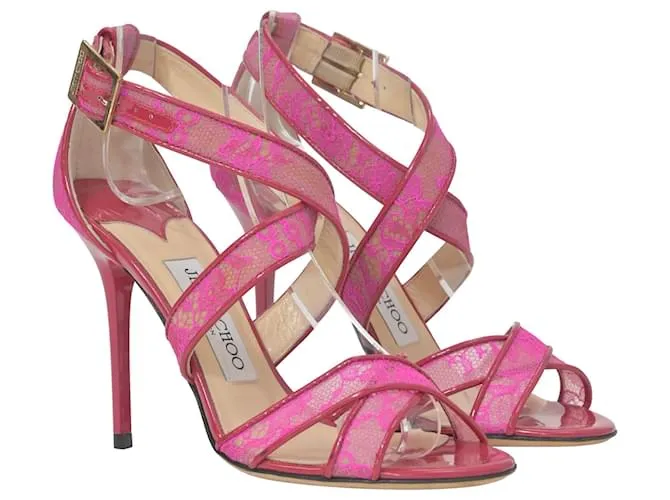 Tacones de tiras en cuero rosa con detalles de encaje Jimmy Choo Lottie 