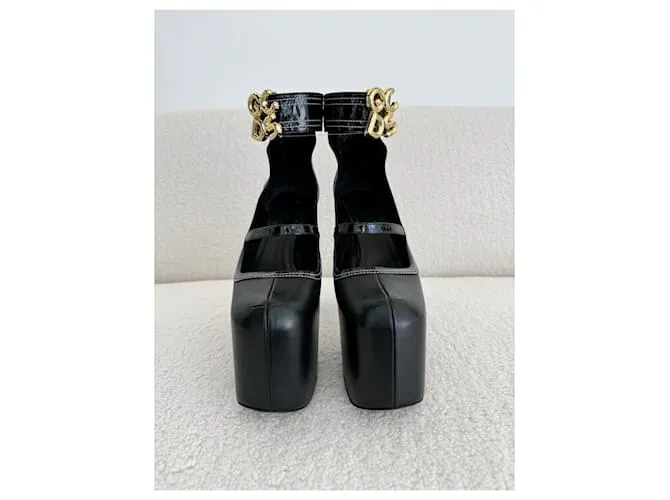 Tacones divinos de GCDS Negro 