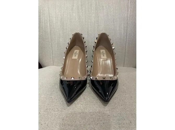 VALENTINO GARAVANI Tacones T.UE 38.5 Charol Negro 